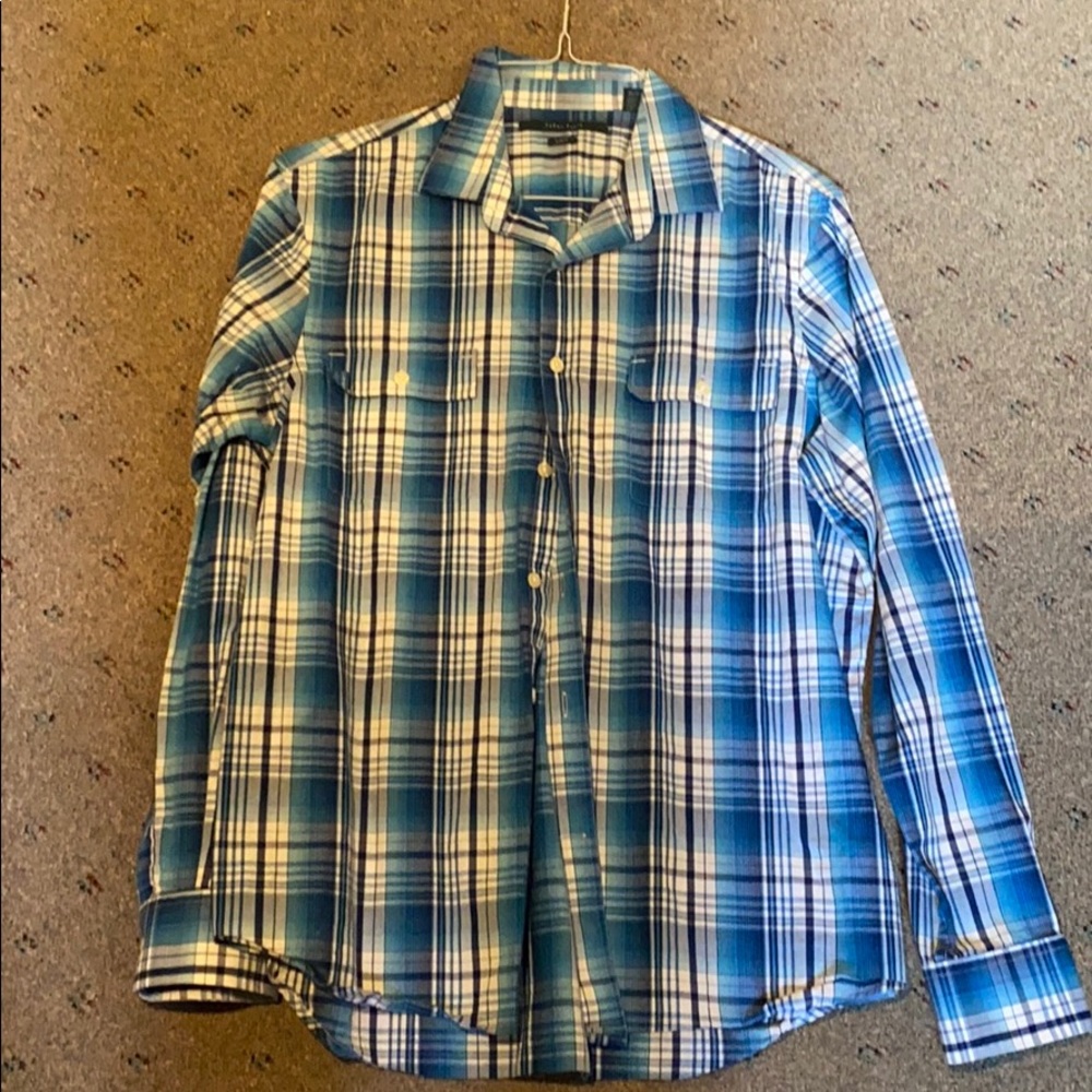 Perry Ellis XL Button Down